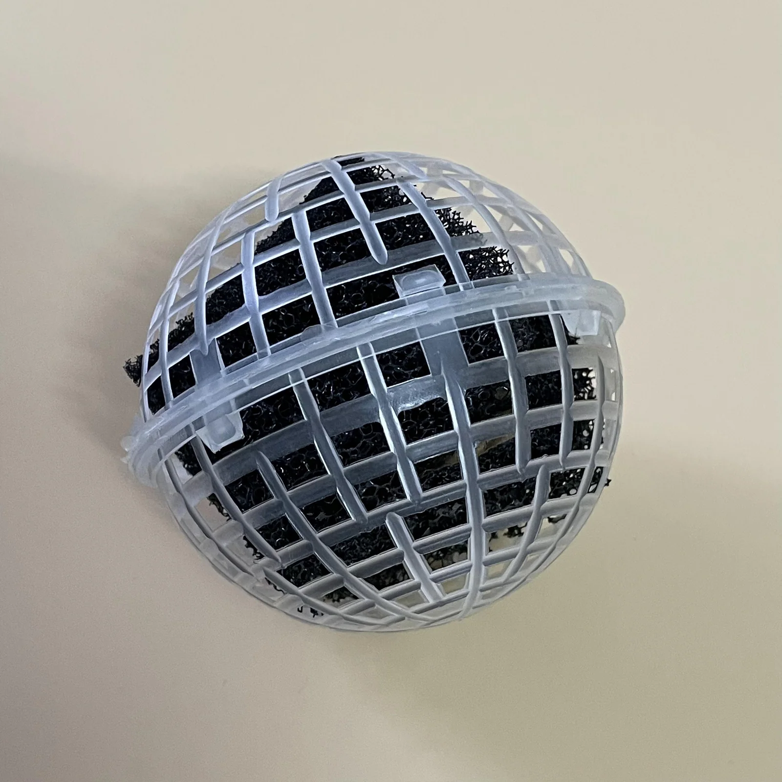 Suspended ball packing product photograph 3